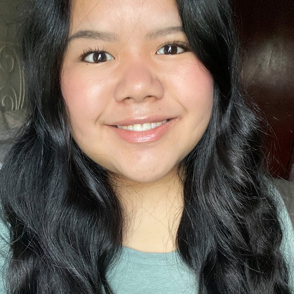 Meet your Posher, Julie anne - Picture 1 of 1